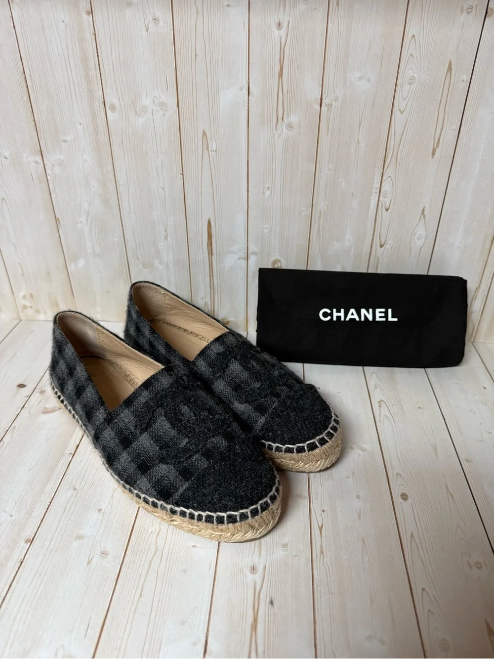 CHANEL Flannel CC Espadrille Flats Dark Grey/Black Sz 36 / 6